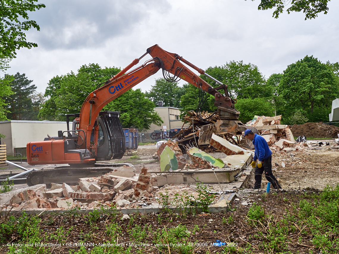 13.05.2022 - Baustelle am Haus für Kinder in Neuperlach